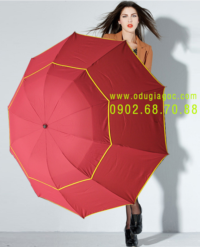 Ô dù 2 tầng có thiết kế đặc biệt nên có 2 dây khóa.